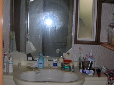 洗面施工前